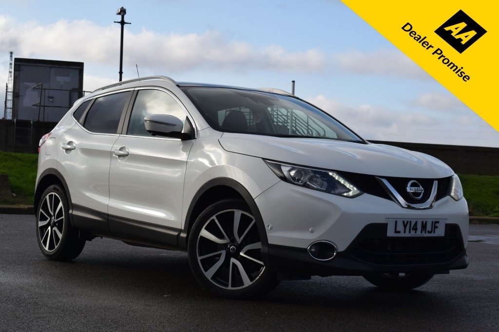 View our NISSAN QASHQAI