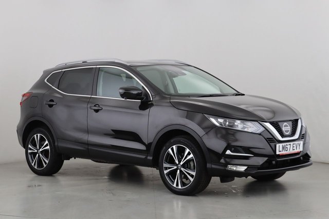 View our NISSAN QASHQAI