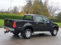 USED 2009 09 TOYOTA HI-LUX 3.0 4X4 D-4D D/C 169 BHP ** NO VAT ** NO VAT +   LOW MILES