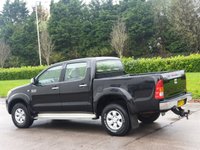 USED 2009 09 TOYOTA HI-LUX 3.0 4X4 D-4D D/C 169 BHP ** NO VAT ** NO VAT +   LOW MILES