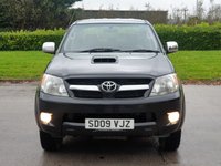 USED 2009 09 TOYOTA HI-LUX 3.0 4X4 D-4D D/C 169 BHP ** NO VAT ** NO VAT +   LOW MILES