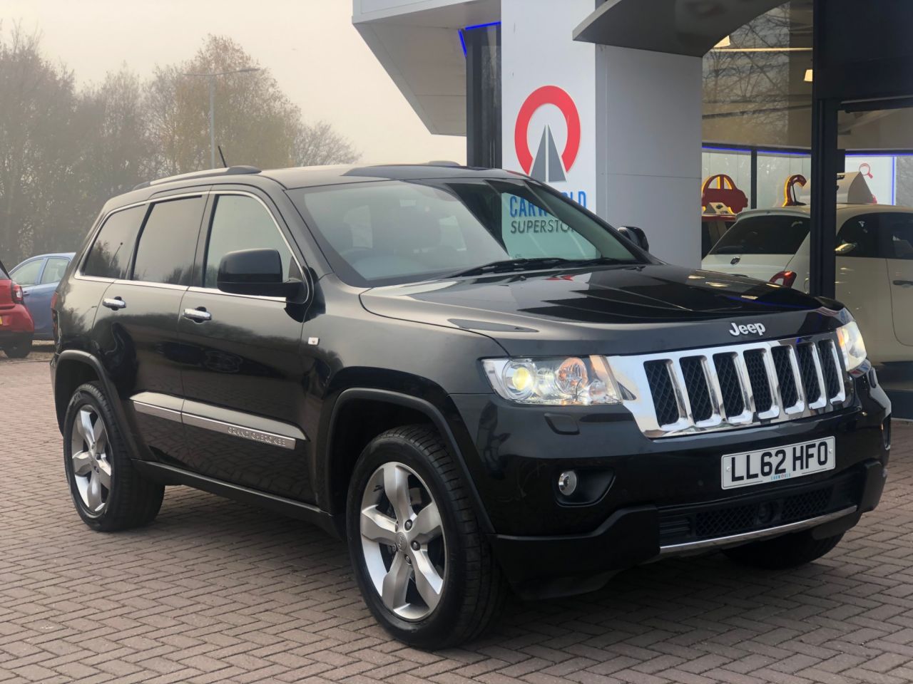 View our JEEP GRAND CHEROKEE