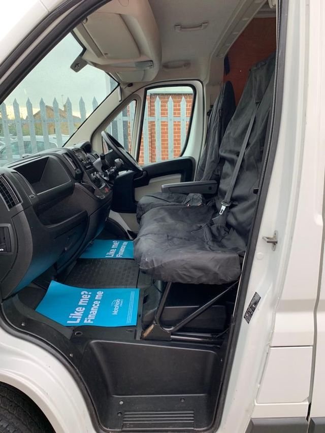 View our CITROEN RELAY