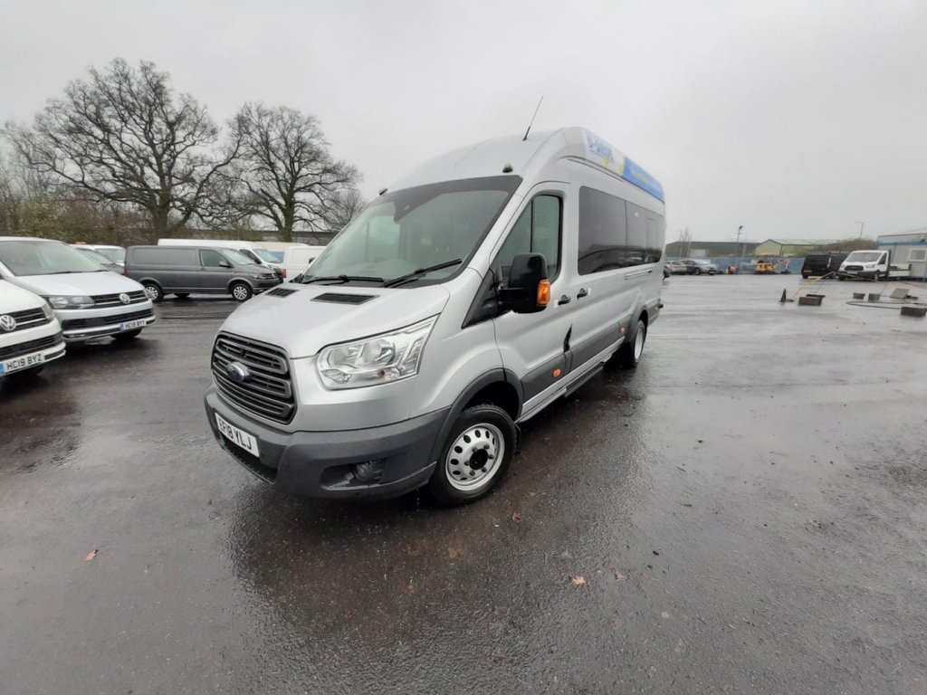 bus ford transit 2018