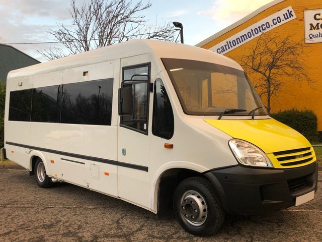 2008 57 Iris.bus Daily IVECO DAILY IRIS 3.0 65C18 WAV MINIBUS / AMBULANCE [ LOW MILEAGE ] WHEEL CHAIR LIFT 