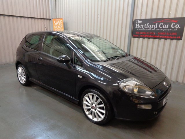 2013 13 Fiat Punto 1.4 JET BLACK 3d 77 BHP