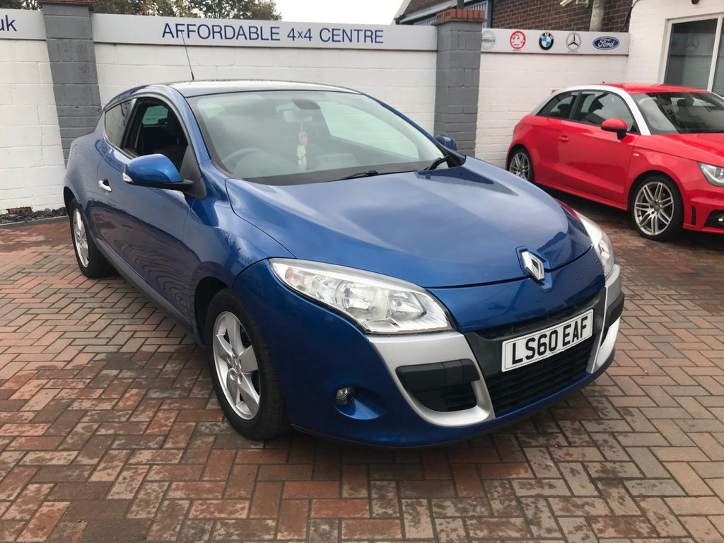 View our RENAULT MEGANE