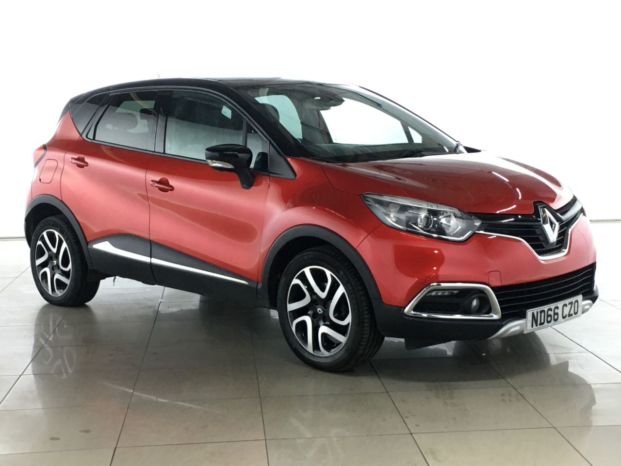 View our RENAULT CAPTUR