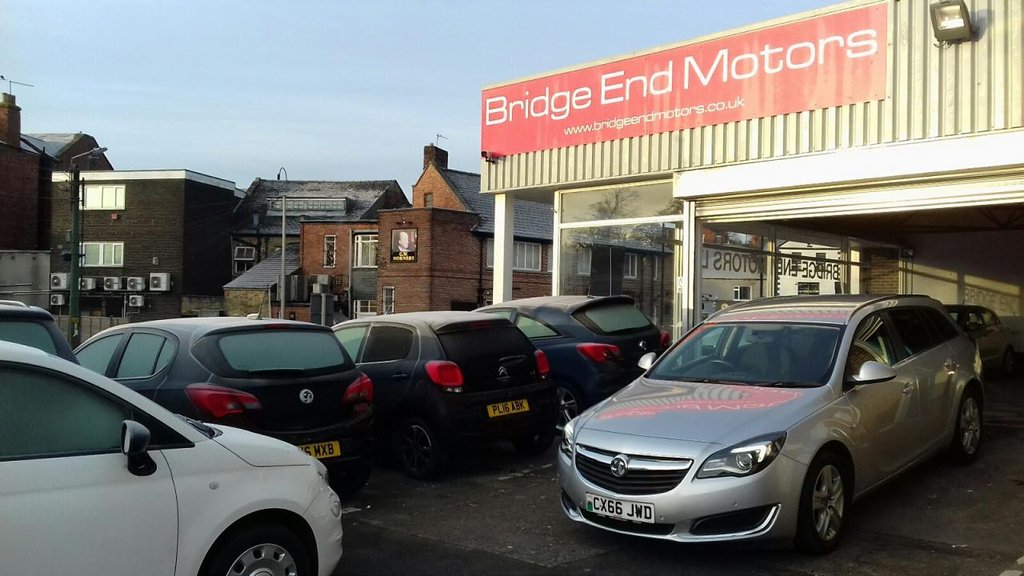 View our VAUXHALL INSIGNIA