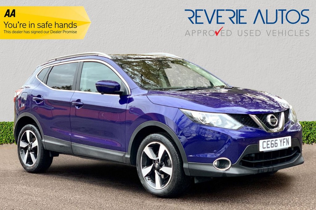 View our NISSAN QASHQAI