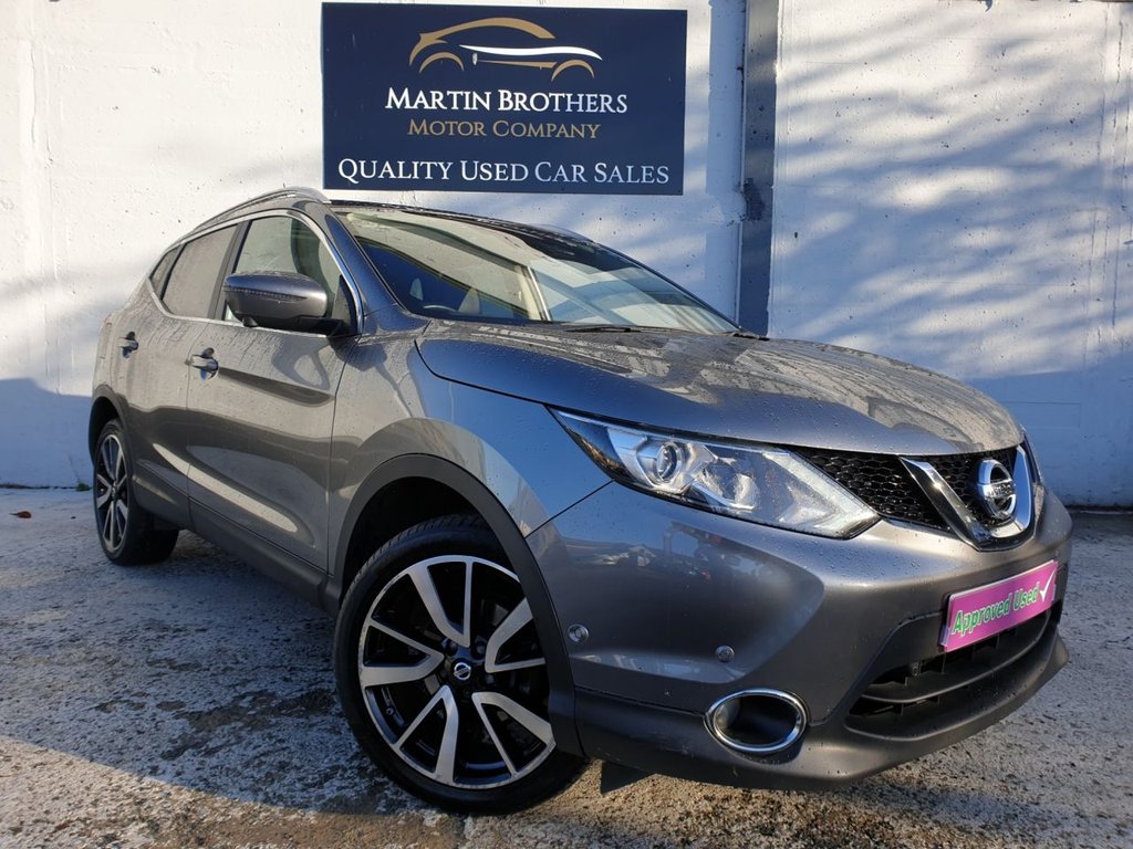 View our NISSAN QASHQAI