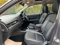 USED 2015 65 MITSUBISHI OUTLANDER 2.0 PHEV GX 4H 5d 161 BHP 
