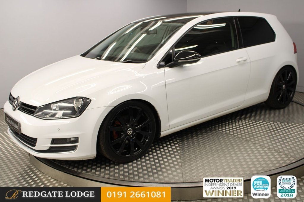 View our VOLKSWAGEN GOLF