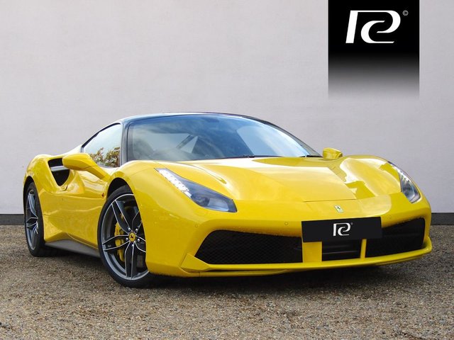 2017 67 FERRARI 488 3.9 GTB 2d 660 BHP