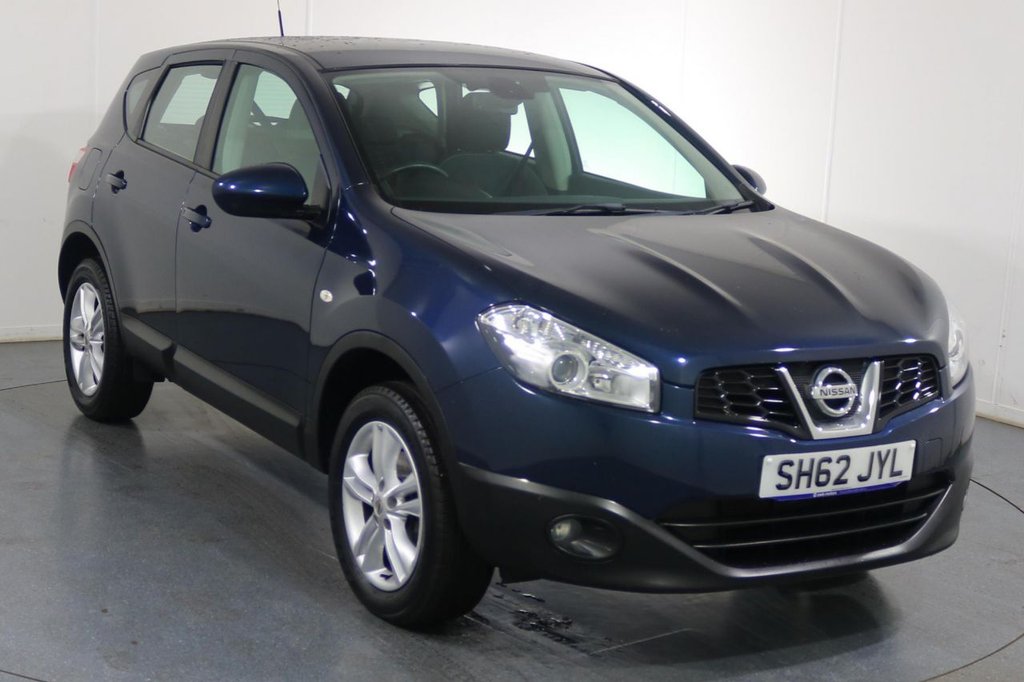 View our NISSAN QASHQAI