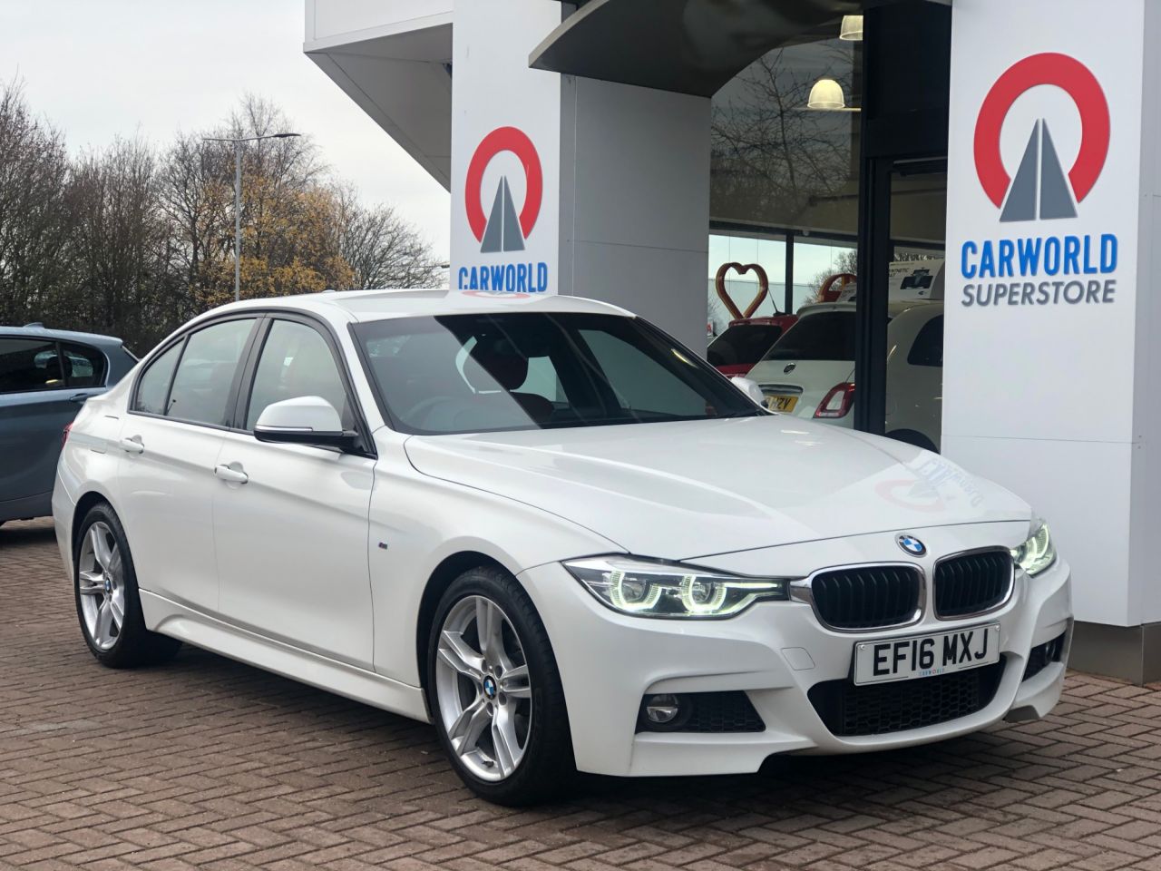 View our BMW 3 SERIES