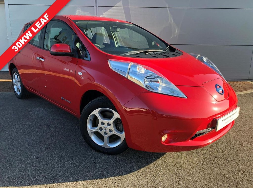 View our NISSAN LEAF