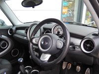USED 2009 59 MINI HATCH COOPER 1.6 COOPER S 3d 172 BHP LOW MILES, FSH, STUNNING
