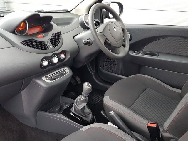 View our RENAULT TWINGO