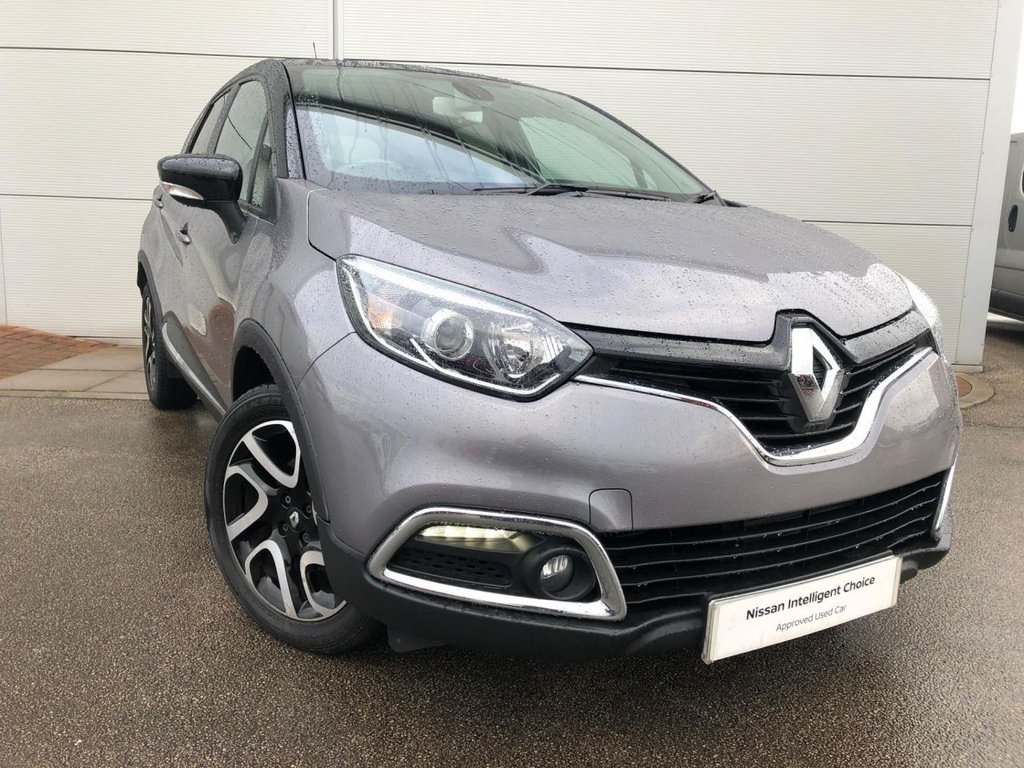 View our RENAULT CAPTUR