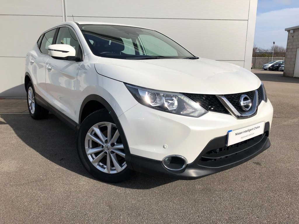 View our NISSAN QASHQAI