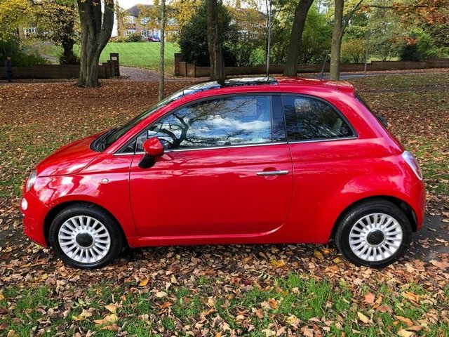 View our Fiat 500 0.9 LOUNGE 3d 85 BHP