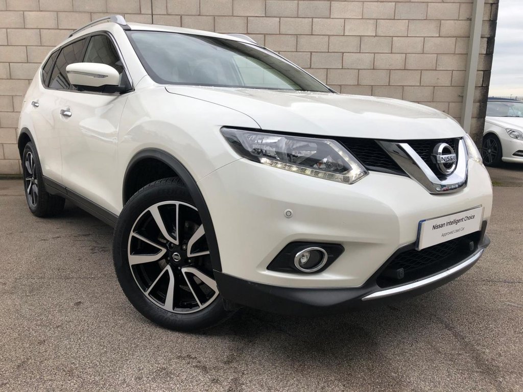 View our NISSAN X-TRAIL