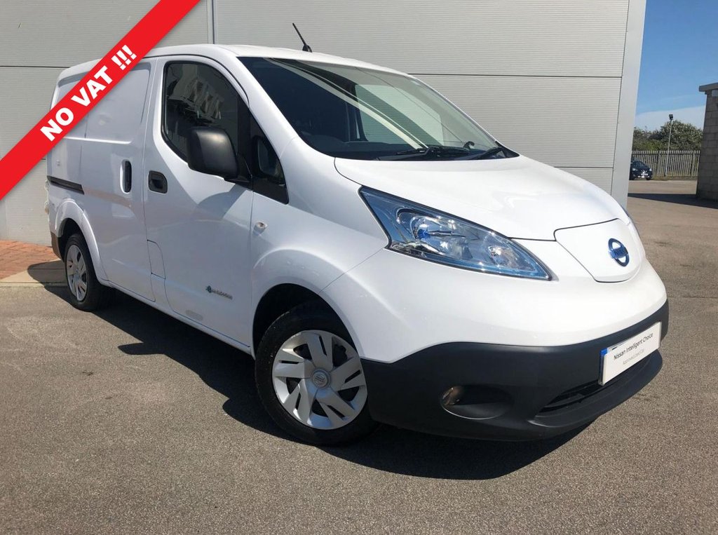 View our NISSAN NV200