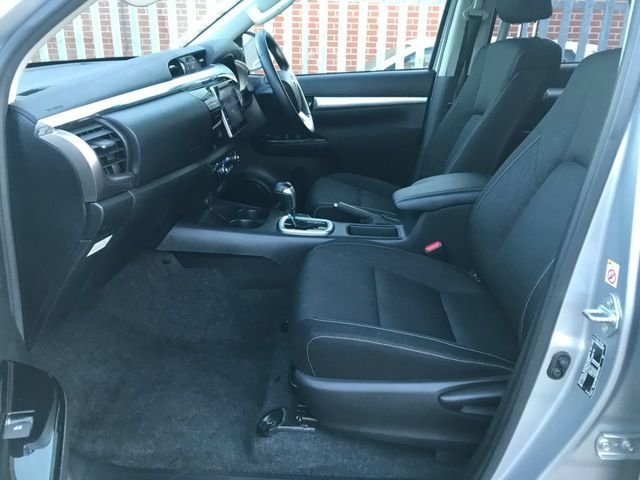 View our TOYOTA HI-LUX