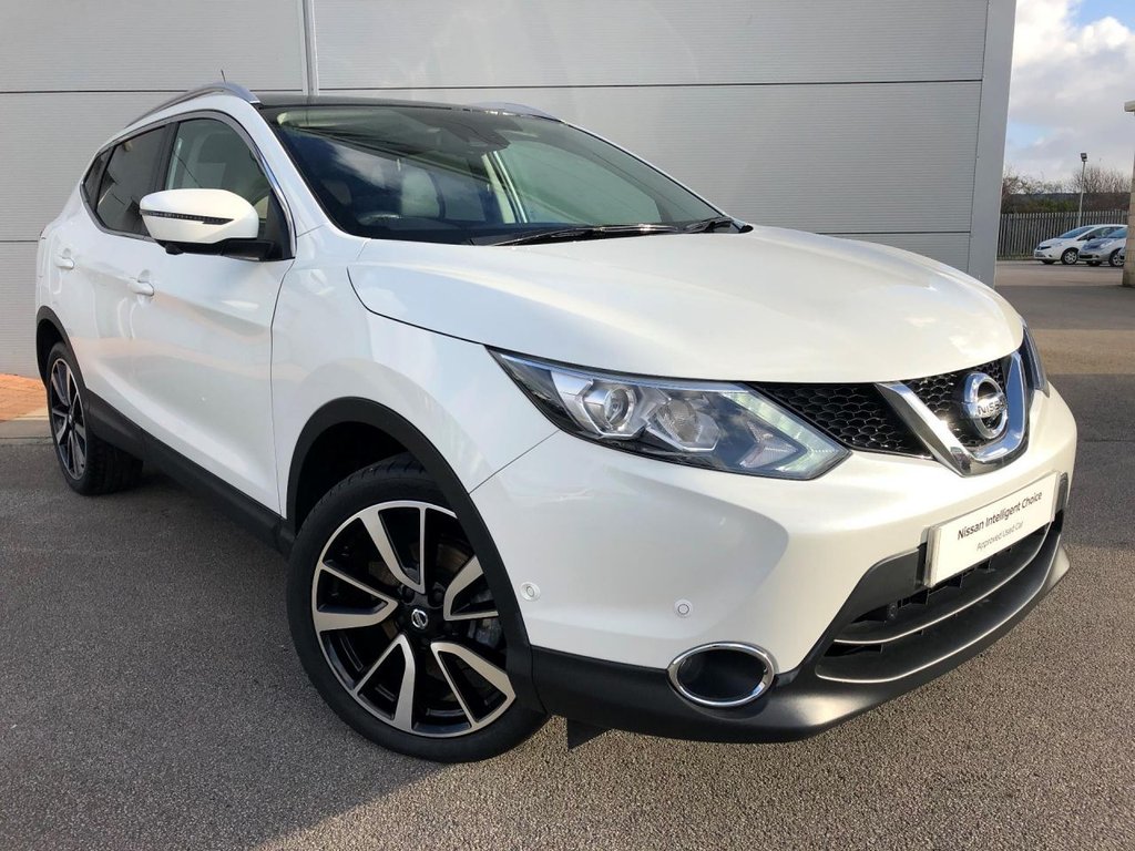 View our NISSAN QASHQAI