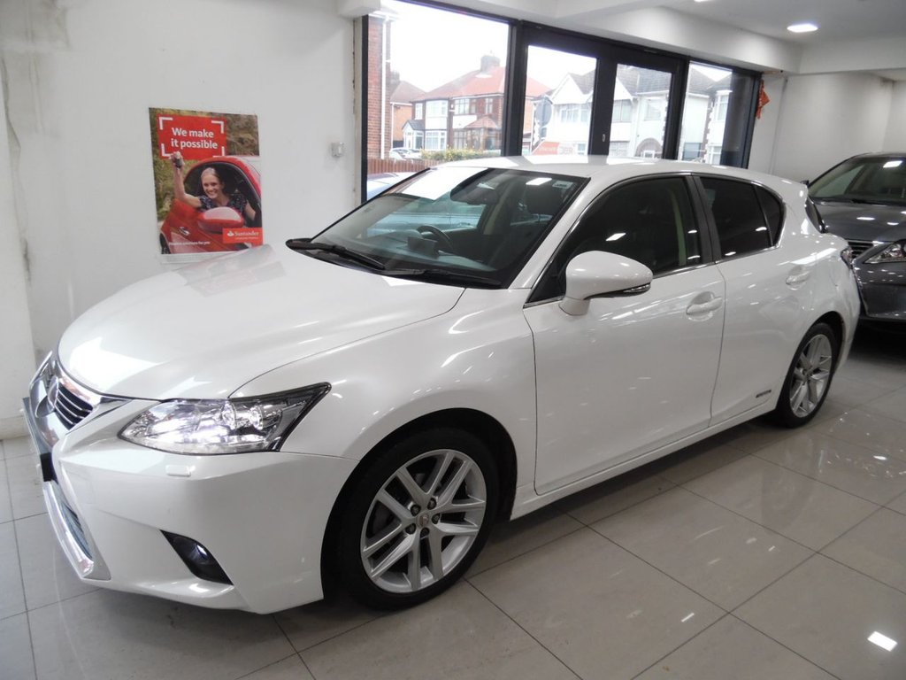 View our LEXUS CT