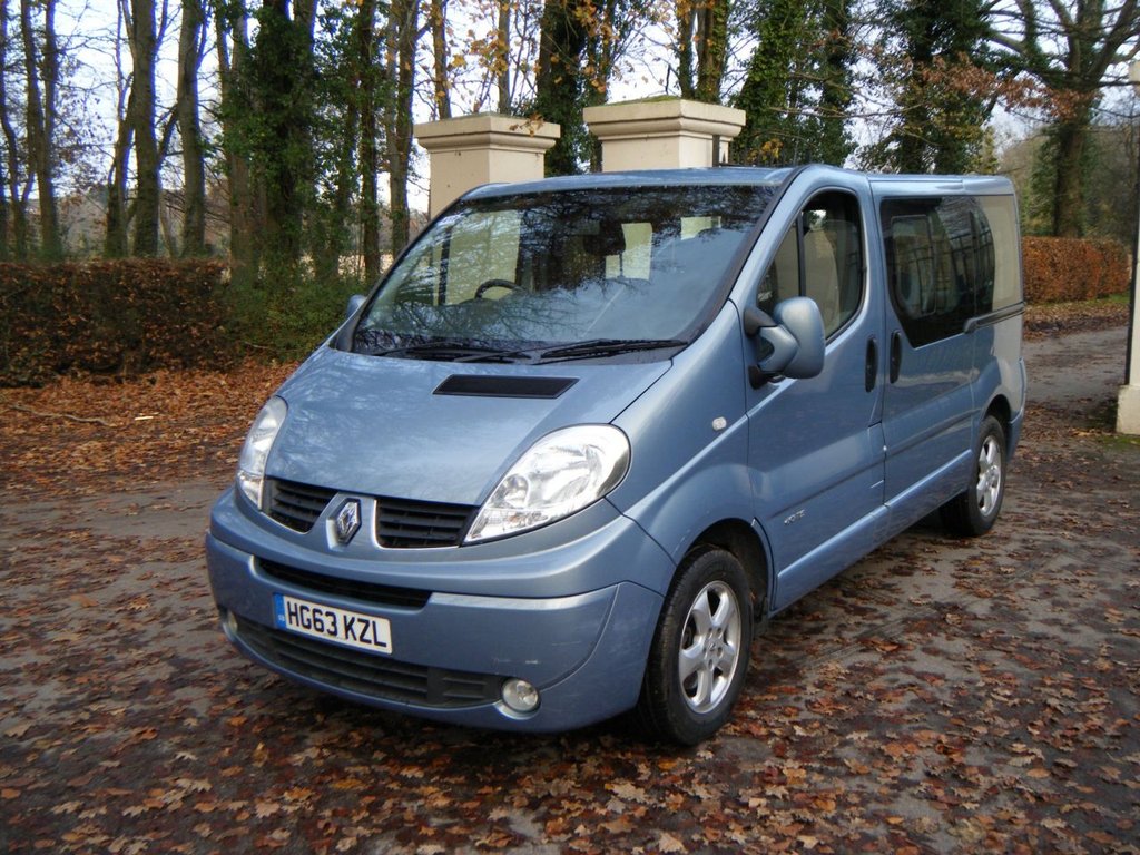 14 Renault Trafic Sl27 Sport Dci Quickshift 10 999