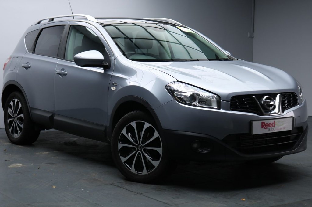 View our NISSAN QASHQAI