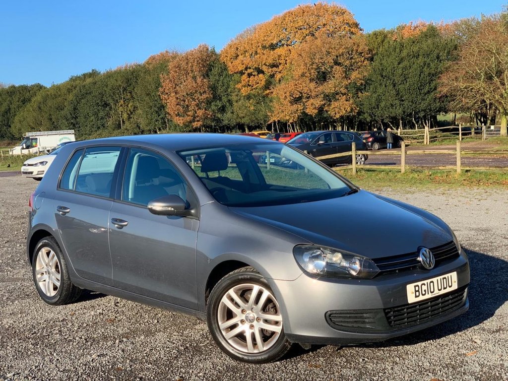 View our VOLKSWAGEN GOLF