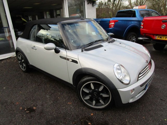 2008 08 MINI Convertible 1.6 COOPER SIDEWALK 2d 114 BHP CONVERTIBLE *SPECIAL EDITION*