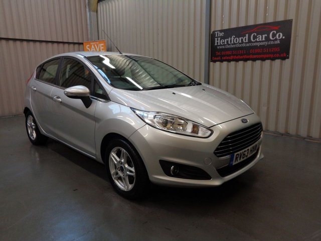 2013 63 Ford Fiesta 1.0 ZETEC 5d 99 BHP