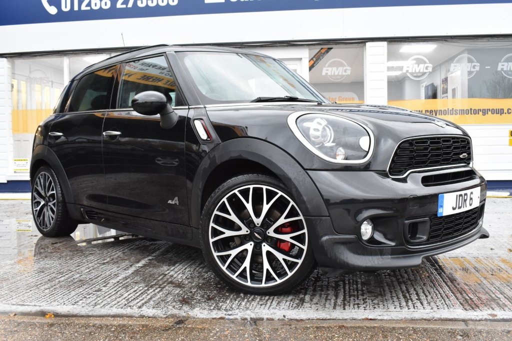 View our MINI COUNTRYMAN