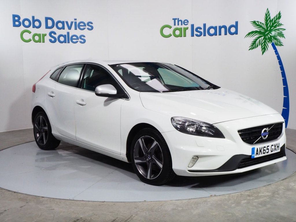 View our VOLVO V40