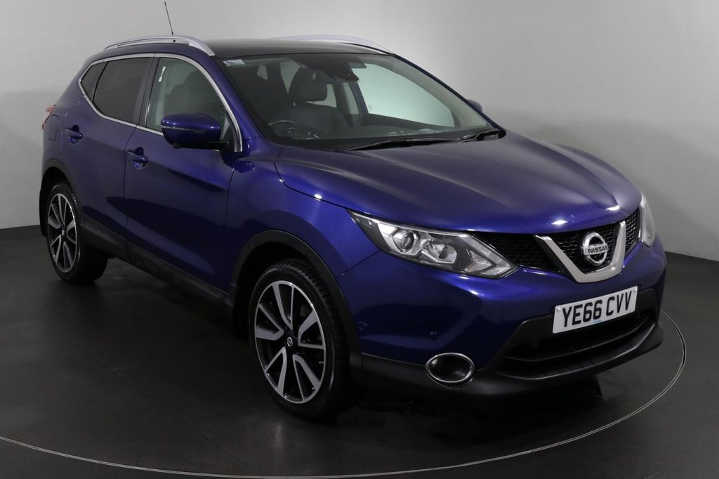 View our NISSAN QASHQAI