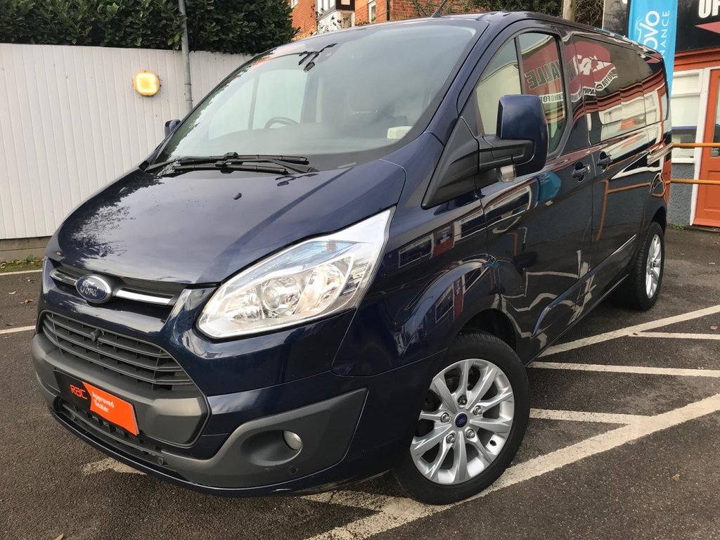 View our FORD TRANSIT CUSTOM