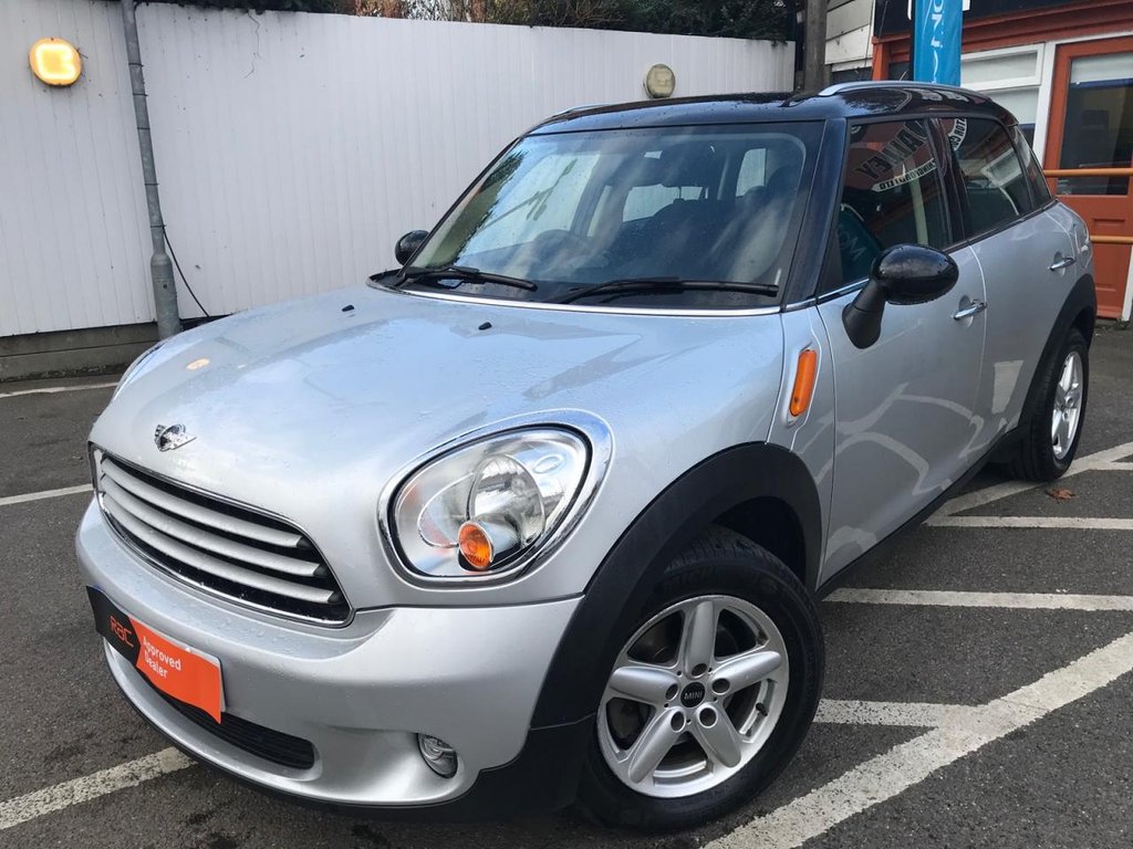 View our MINI COUNTRYMAN