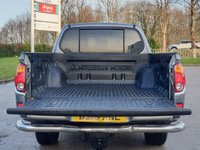 USED 2015 15 MITSUBISHI L200 2.5 DI-D 4X4 BARBARIAN LB DCB 175 BHP FULL MITSUBISHI MAIN DEALER HISTORY
