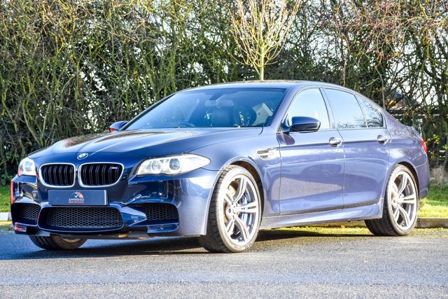 2014 14 BMW M5 4.4 M5 4d 553 BHP