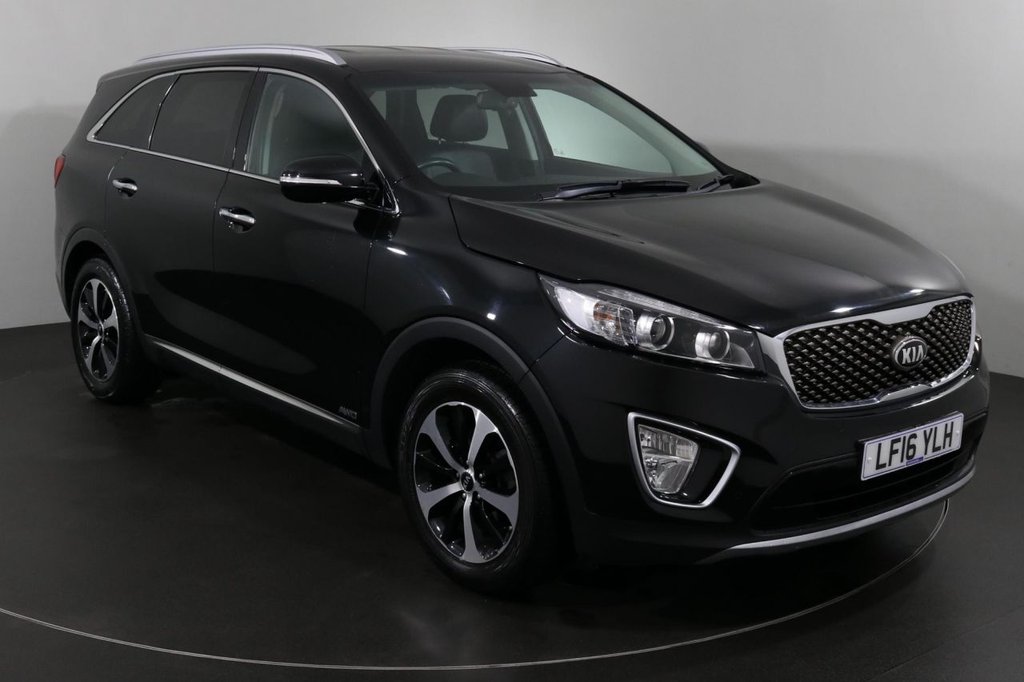View our KIA SORENTO