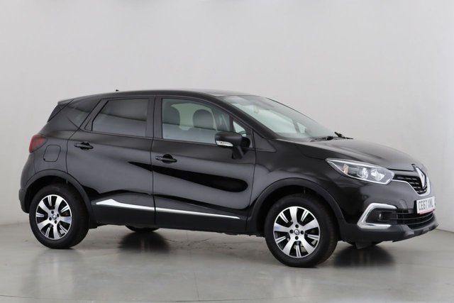 View our RENAULT CAPTUR