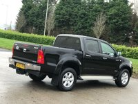 USED 2010 60 TOYOTA HI-LUX 3.0 INVINCIBLE 4X4 D-4D DCB 169 BHP FULL LEATHER + SAT NAV ** NO VAT **