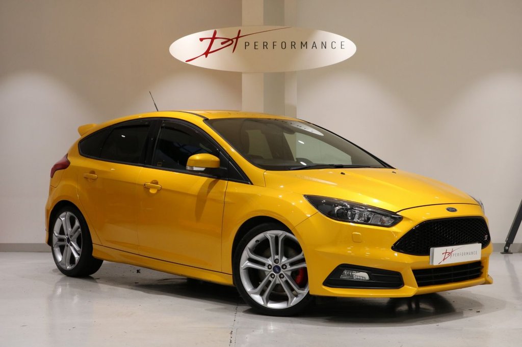 View our FORD FOCUS