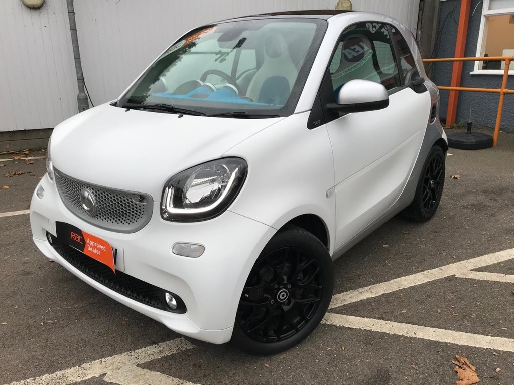 View our SMART FORTWO