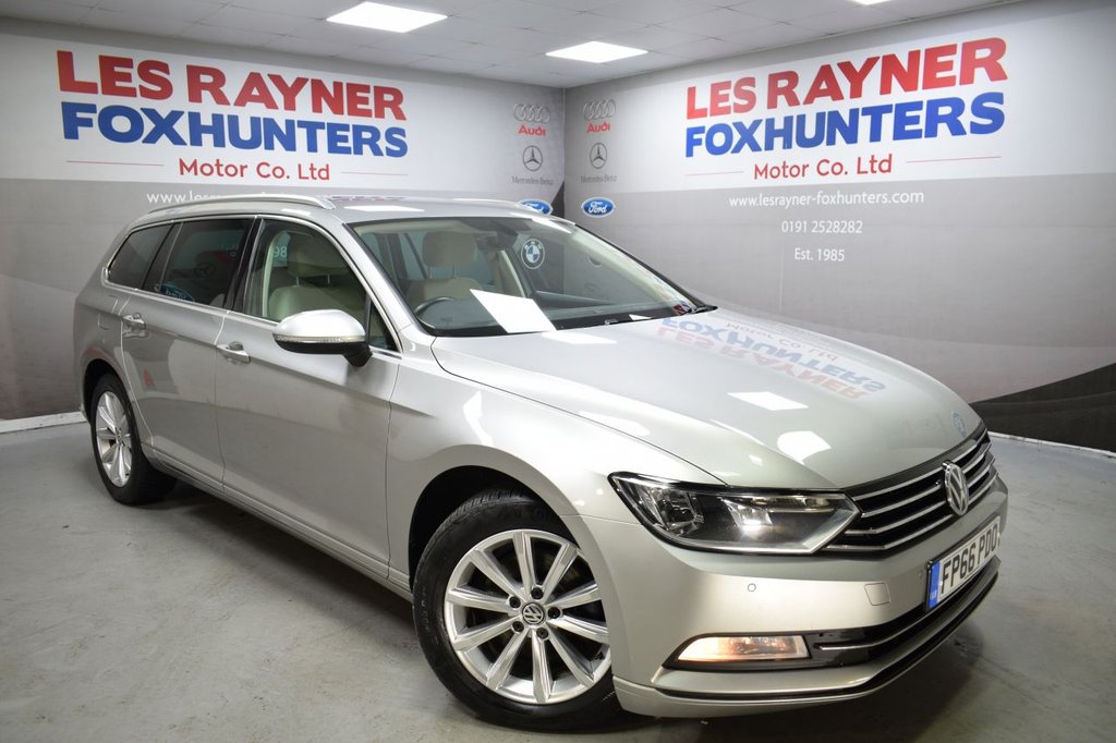 View our VOLKSWAGEN PASSAT