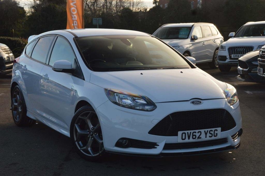 View our FORD FOCUS